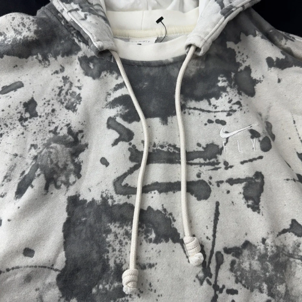 Nike Standard Issue Dri-FIT Gray and White Tie Dye Hoodie Size‎ Large